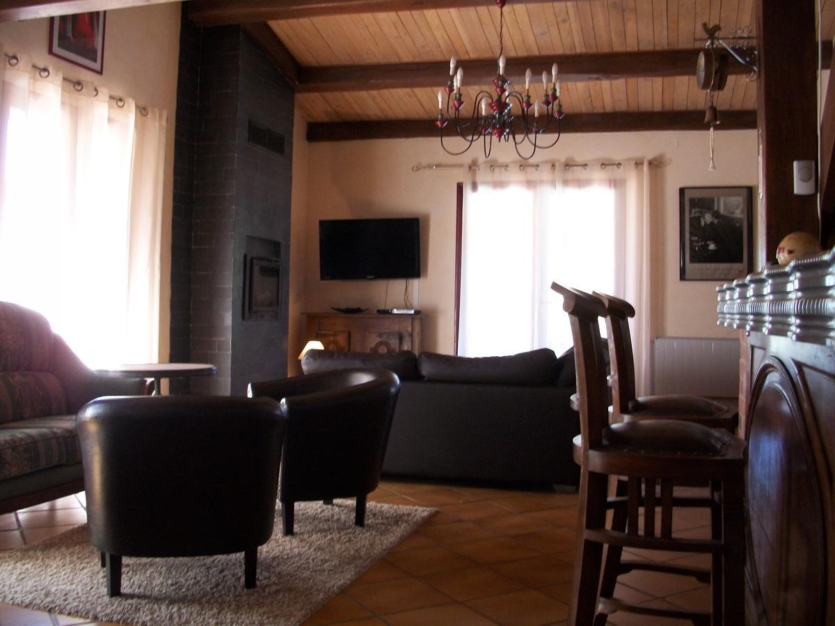 Le Pre Joli Hotel Beaugas Eksteriør billede